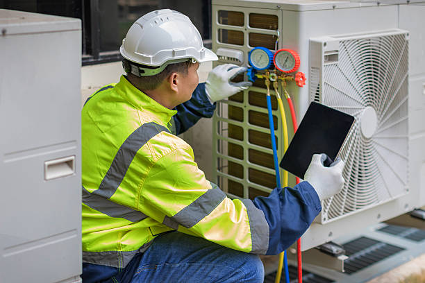 Professional Hvac technician working in Barnesville, OH